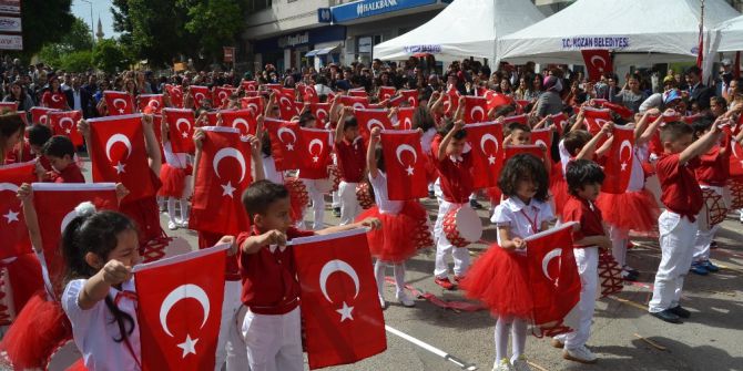 Kozan’da 23 Nisan Coşkuyla Kutlandı