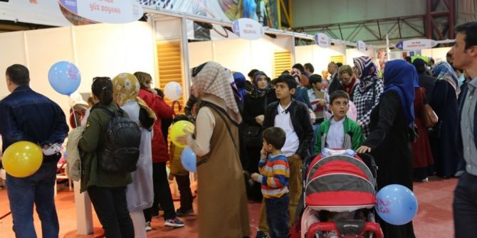 Ko-mek 23 Nisan’a Renk Kattı