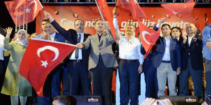 "Halkın Gücü, Tankın Gücünden Büyüktür"