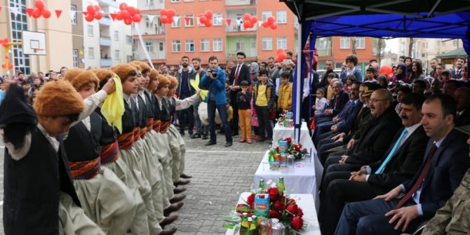 Bingöl’de 23 Nisan Kutlamaları