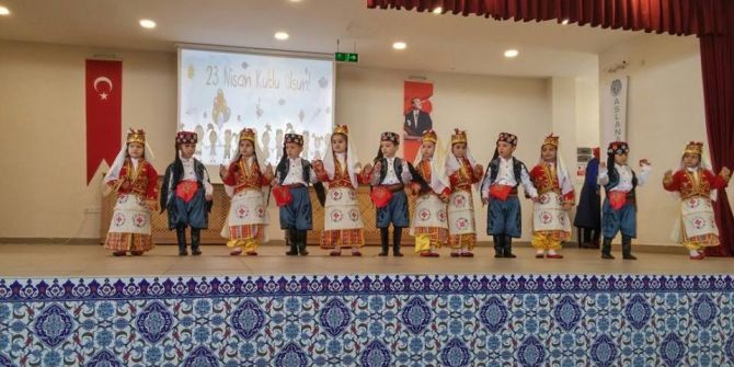 Aslanapa’da 23 Nisan Ulusal Egemenlik Ve Çocuk Bayramı Coşkusu