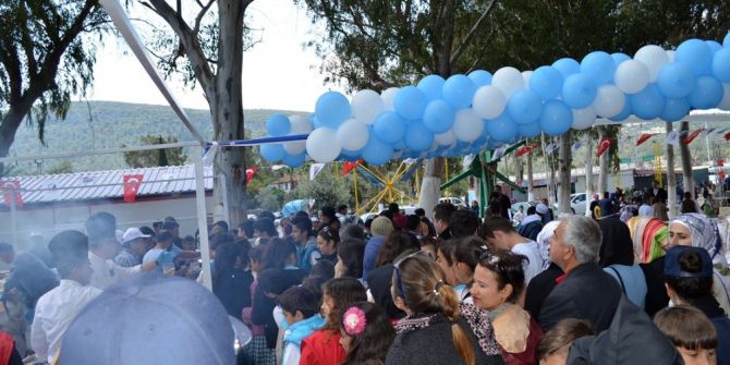 Didim’de Balık-ekmeğe Yoğun İlgi.