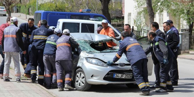 Sivas’ta Rüzgarın Yol Açtığı Hasar Tespit Çalışmaları Başladı