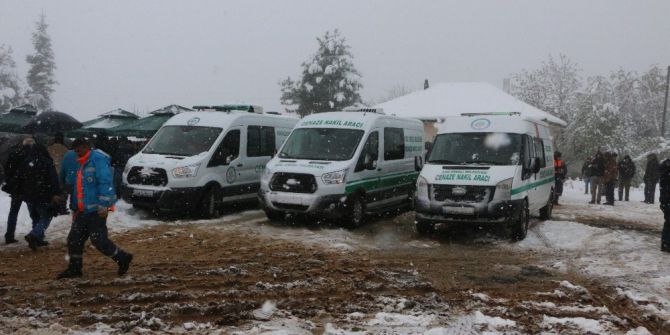 Midibüs Faciasında Ölenler Son Yolculuğuna Uğurlandı