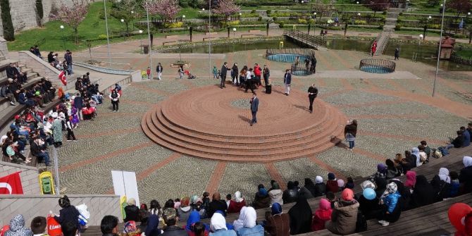 Trabzon’da Yaşayan Yabancı Uyruklu Çocuklar 23 Nisan’ı Kutladı