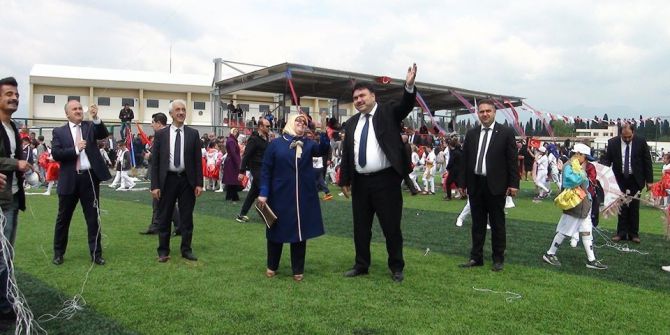 Havran’da Protokol Üyelerinin Uçurtma Keyfi