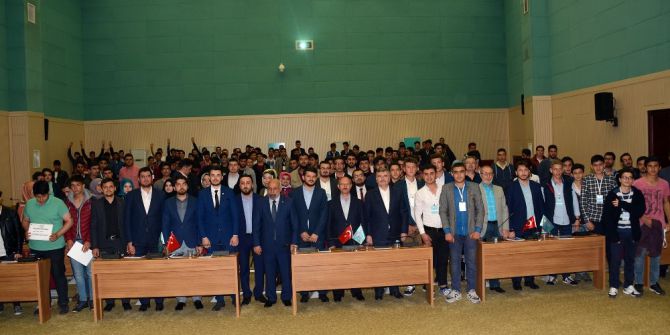 Medeniyetler İdealist İnsanların Omuzlarında Yükselir