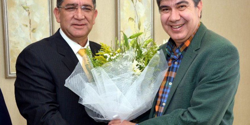 Aesob Başkanı Dere’den Türel’e “Devir” Teşekkürü