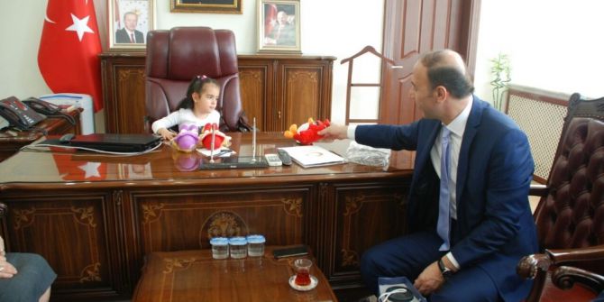 Vali Abdullah Erin’in Koltuğuna Aylin Ayaz Oturdu