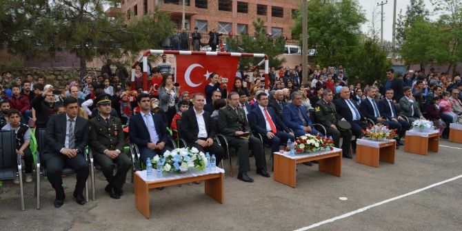 Besni’de 23 Nisan Coşkuyla Kutlandı