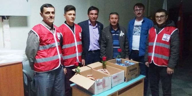 Hisarcık’ta Kızılay’dan Kandil Lokumu