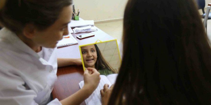 Konuşma Bozukluğuna 3 Ayda Son