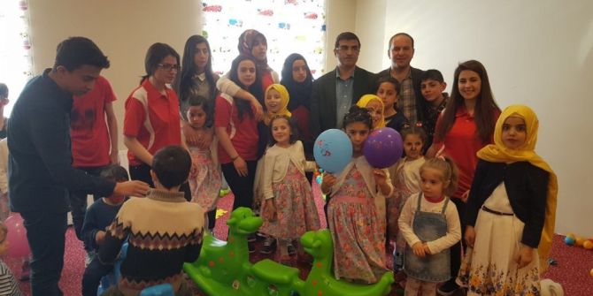 Nene Hatun Kız Yetiştirme Yurdu Ve Çocuk Yuvası Çocuklarının 23 Nisan Heyecanı