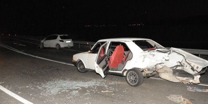 Antalya’da Trafik Kazası: 5 Yaralı