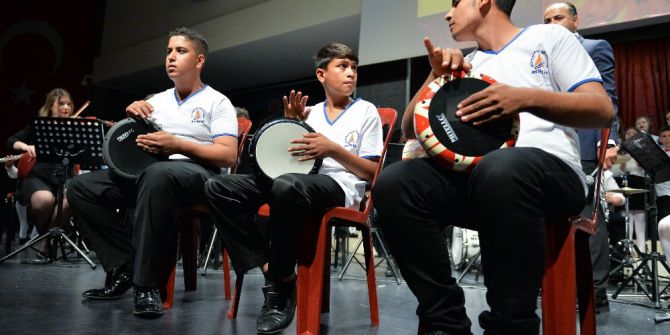 Muratpaşa’da 23 Nisan İçin Büyük Buluşma