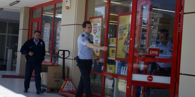 Antalya’da Market Soygunu