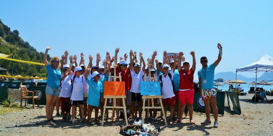 Büyükşehirin Plajlarda Turizm Ve Spor Etkinlikleri Sona Erdi