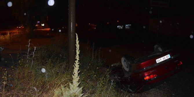 Ortaca’da Takla Atan Araç Şarampole Devrildi; 1 Yaralı