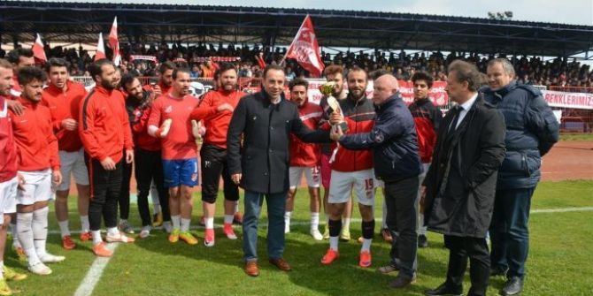 Bal’a Yükselme Maçında Bilecikspor’u 4-0 Yenen Vitraspor Yoluna Devam Etti