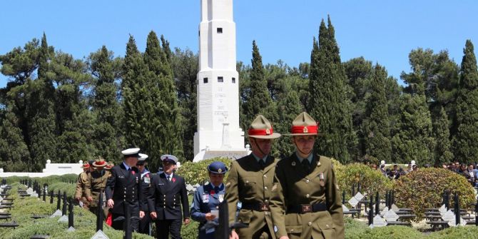 Fransız Ve Helles Anıtlarında Anma Töreni