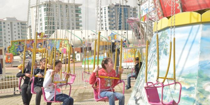 Dezavantajlı 50 Çocuk Lunaparkta Eğlendi