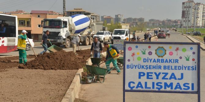 Kent Girişlerinde Peyzaj Çalışması Başladı