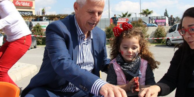 Söke Belediyesi Çocuklara Bayram Yaşattı