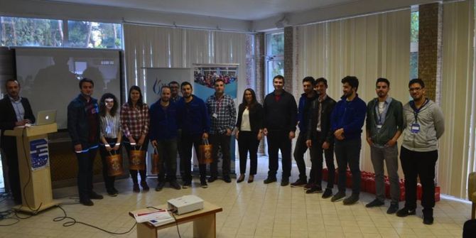 Mobil Uygulama Çıkarmak İçin Kıyasıya Yarış