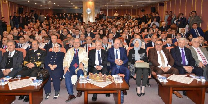 Bartın Üniversitesi Rektörlüğüne Atanan Prof. Dr. Uzun Göreve Başladı