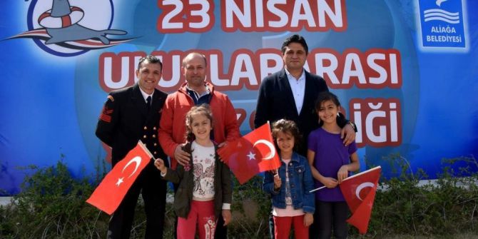 Aliağa’da Sahil Güvenlik Botu Ziyarete Açıldı