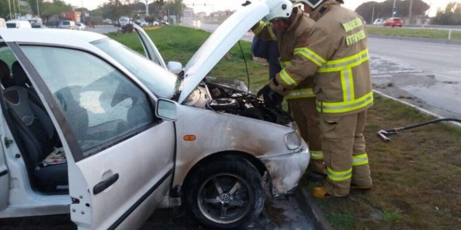 Seyir Halindeki Araç Yanmaya Başladı