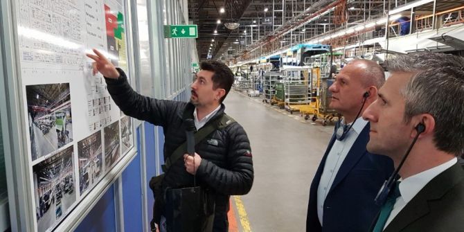 Başkan Keleş Yeni Nesil Otobüsler Hakkında Bilgi Aldı