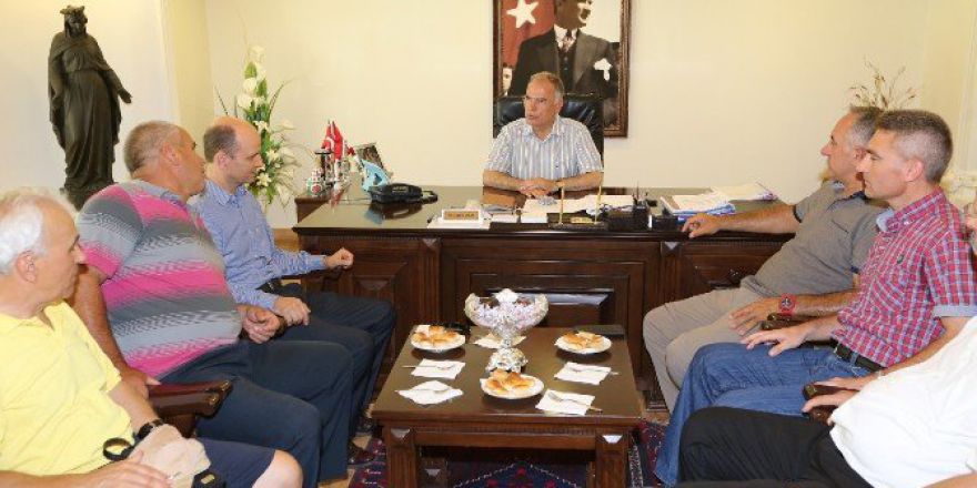 Makedonya Büyükelçisinden Darbe Eleştirisi