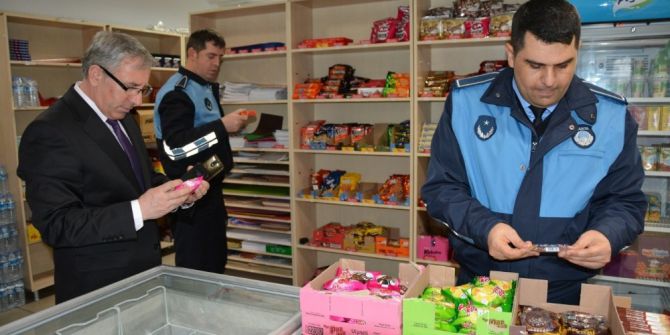 Kartepe Zabıtası’ndan Kantin Denetimi