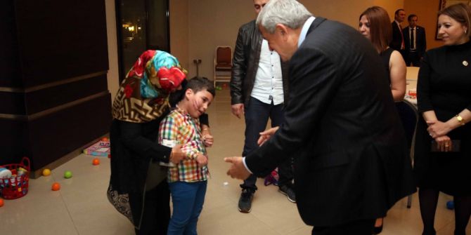 Başkan Karaosmanoğlu: "Onlar Bizim Ciğerparelerimizdir’’