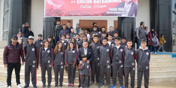 Çocuk Akademisi Öğrencileri İlk Belediyecilik Dersini Belediye Başkanından Aldı