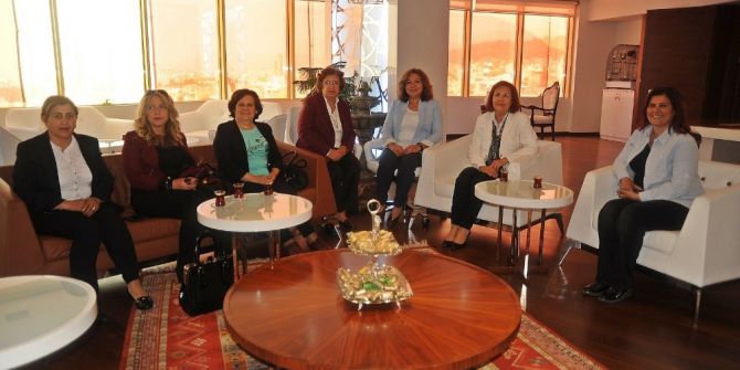 Chp İl Kadın Kollarından Başkan Çerçioğlu’na Ziyaret