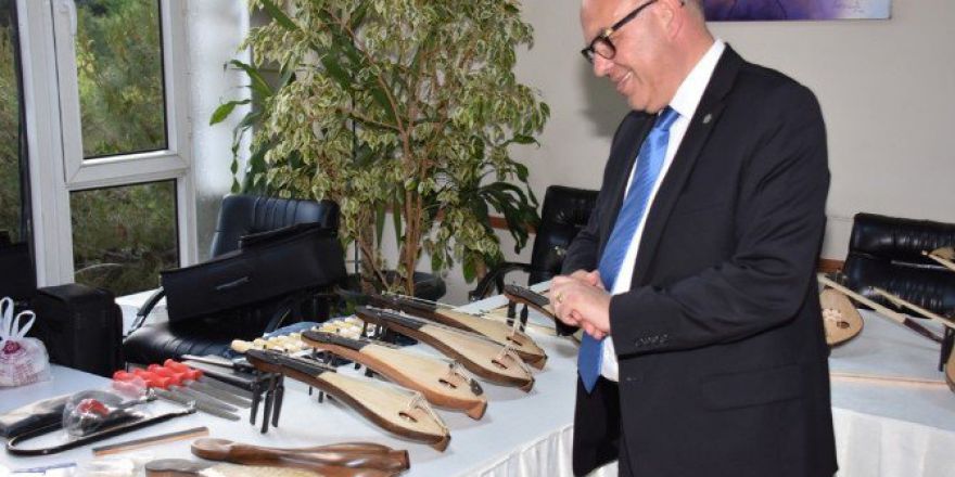 Çalgı Yapım Atölyesi Yeni Binasına Taşınıyor