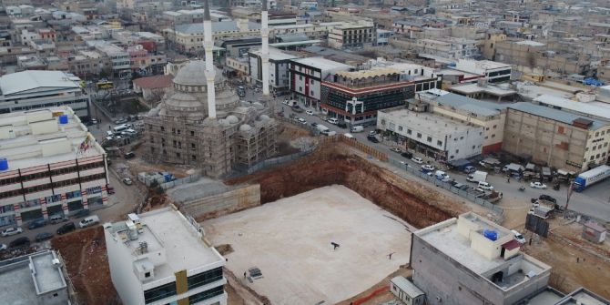 Başkan Tahmazoğlu, Otopark Yapımını İnceledi