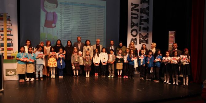 2 Bin Öğrenci 56 Bin 763 Kitap Okudu