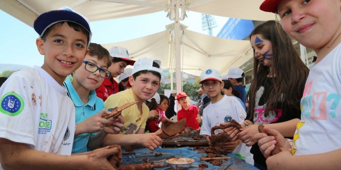 Sanal Değil Gerçek Oyun Oynadılar