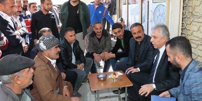 Vali Toprak Vatandaşların Sorunlarını Dinledi