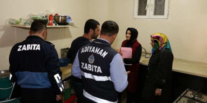 Dönerci Ve Tatlıcılar Denetlendi