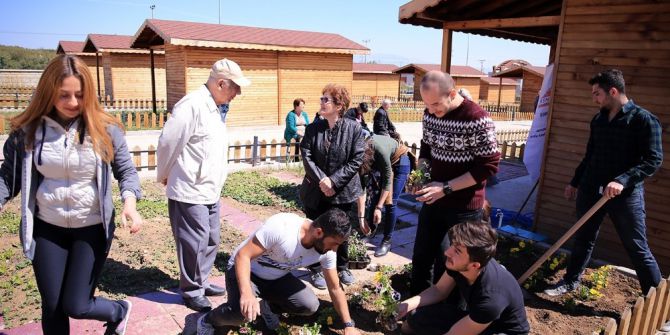 Alzheimer Hastaları Merkezefendi’nin Hobi Bahçesinde Ağırlandı