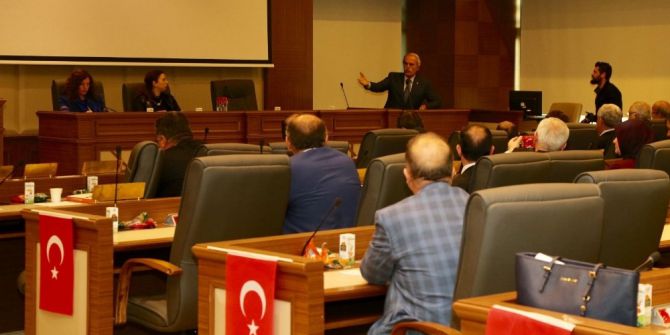 Büyükşehir Faaliyetlerine Güven Oyu