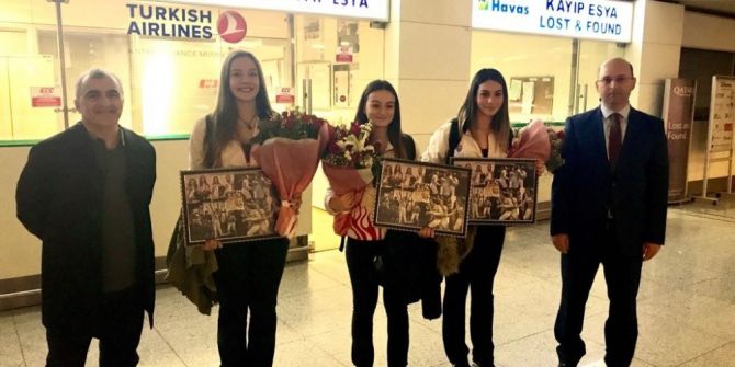 Şampiyon Eskrimciler, Ankara’ya Geldi