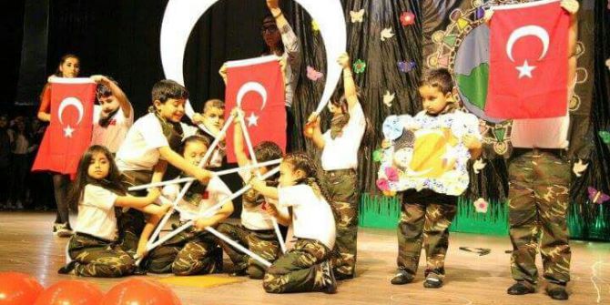 Miniklerin Gösterisinde 15 Temmuz Vurgusu