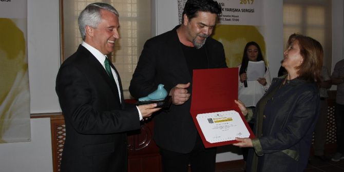 Beyazıt Öztürk, Anadolu Üniversitesi’ndeki Ödül Törenine Katıldı