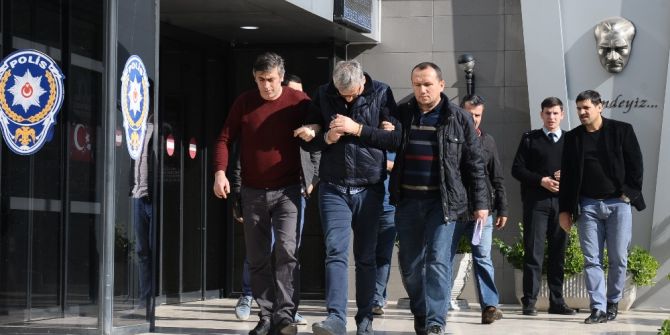 "Gizli Görevdeyim" Diyerek 350 Bin Lira Dolandırdı