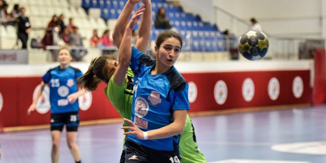 Muratpaşa Hentbol Takımı Yarı Finalde